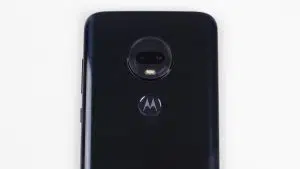 Moto G7 Plus contacto